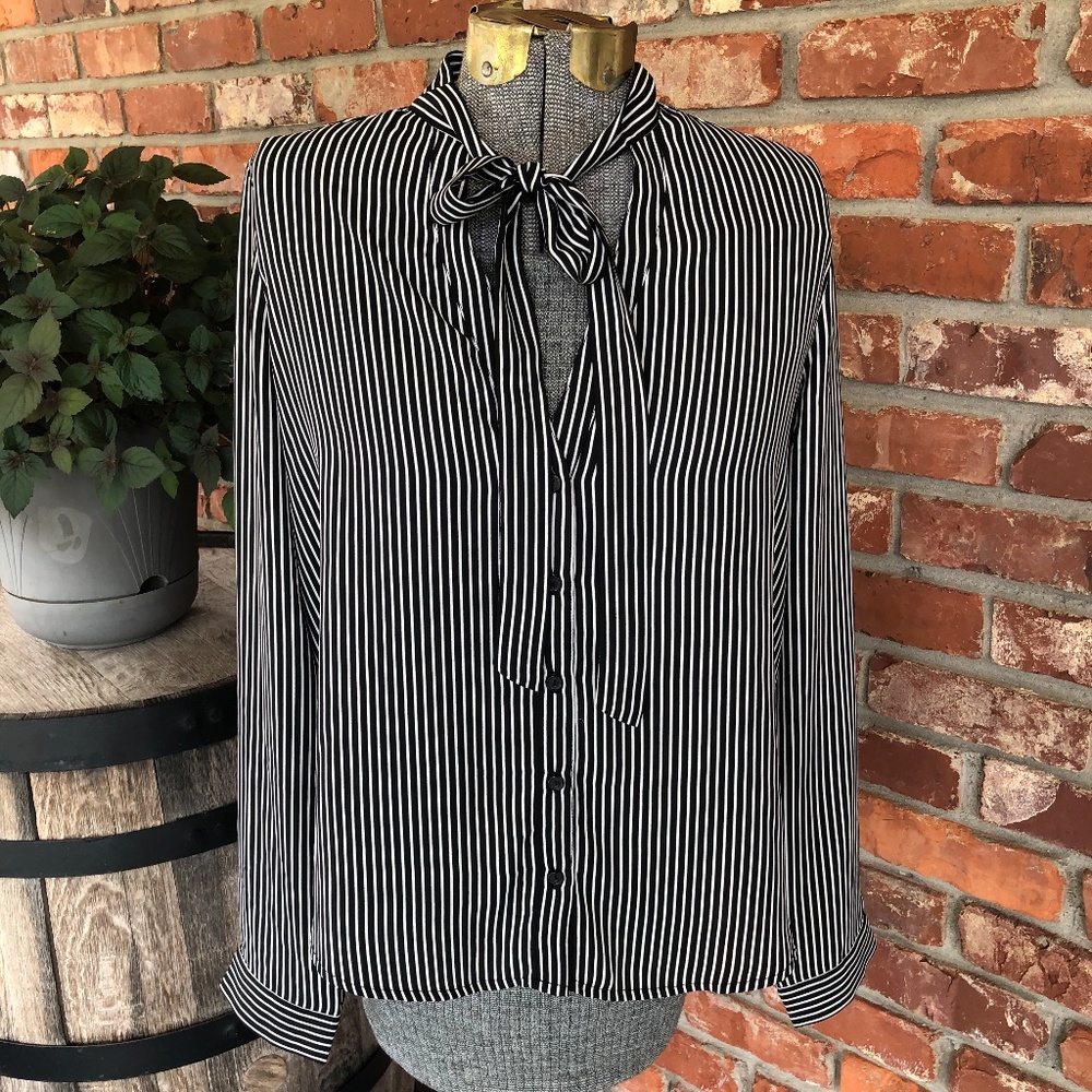 F21 Long Sleeve Top